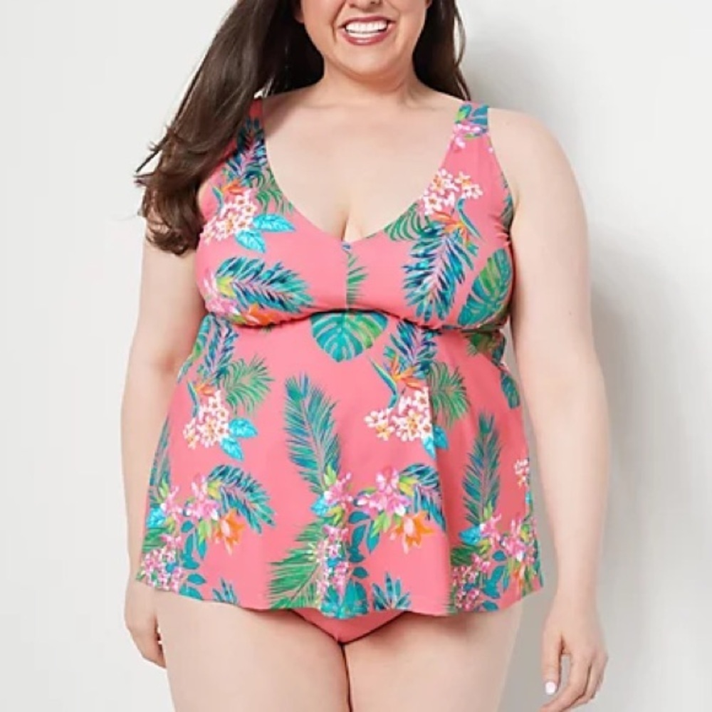 Kim Gravel x Swimsuits For All Flowy Tankini and Brief Set